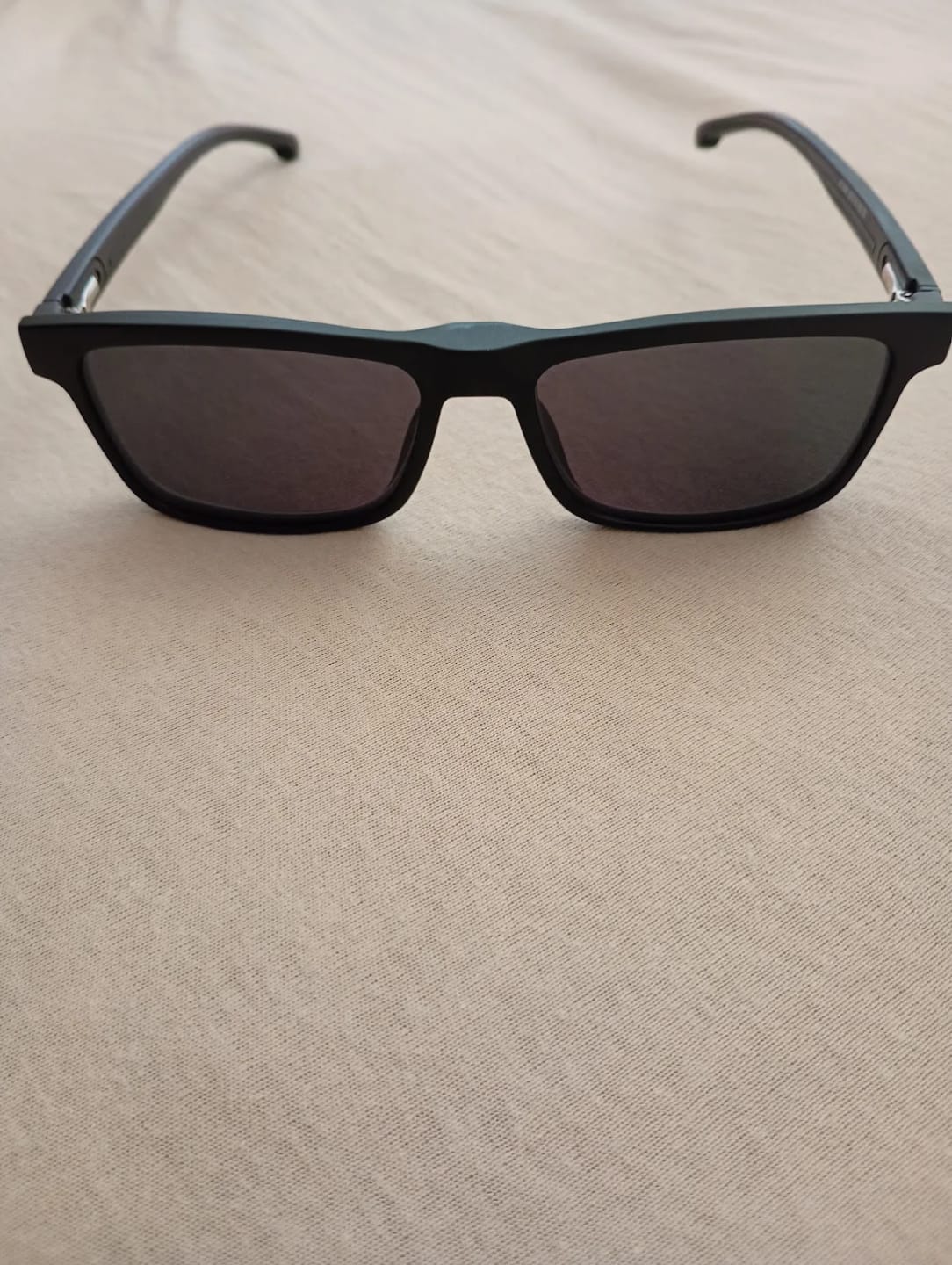 Customer photo review of Óculos Clip-on Hecarim (1 Lente)