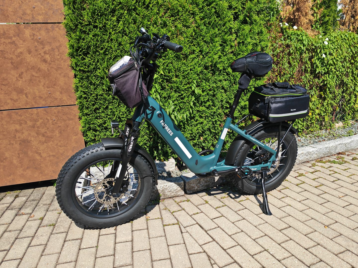 Customer photo review of EU-F20 Rover