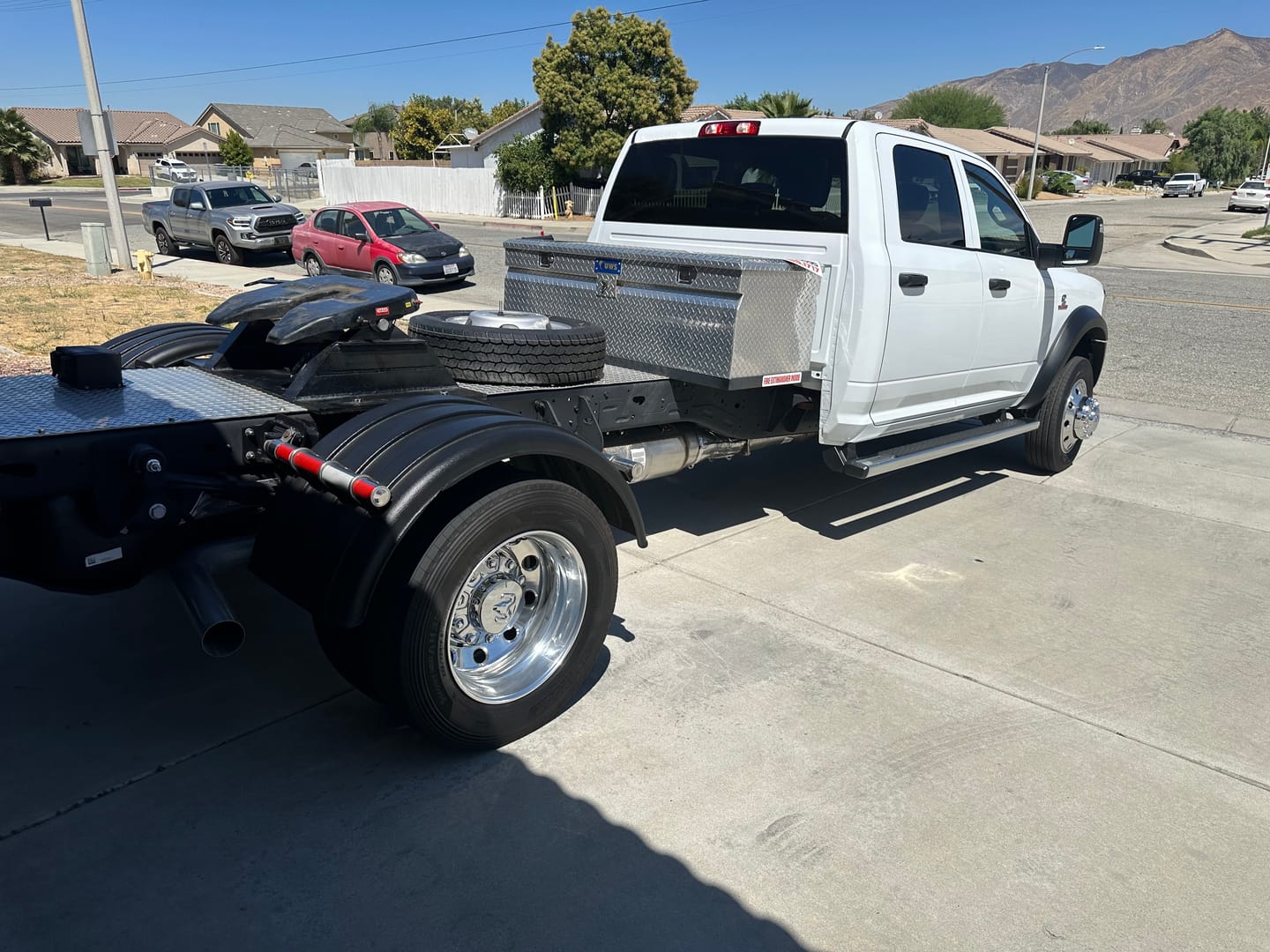 Customer photo review of Tulga T10 Fifth Wheel Hitch 36k 45k For Pick Up Trucks