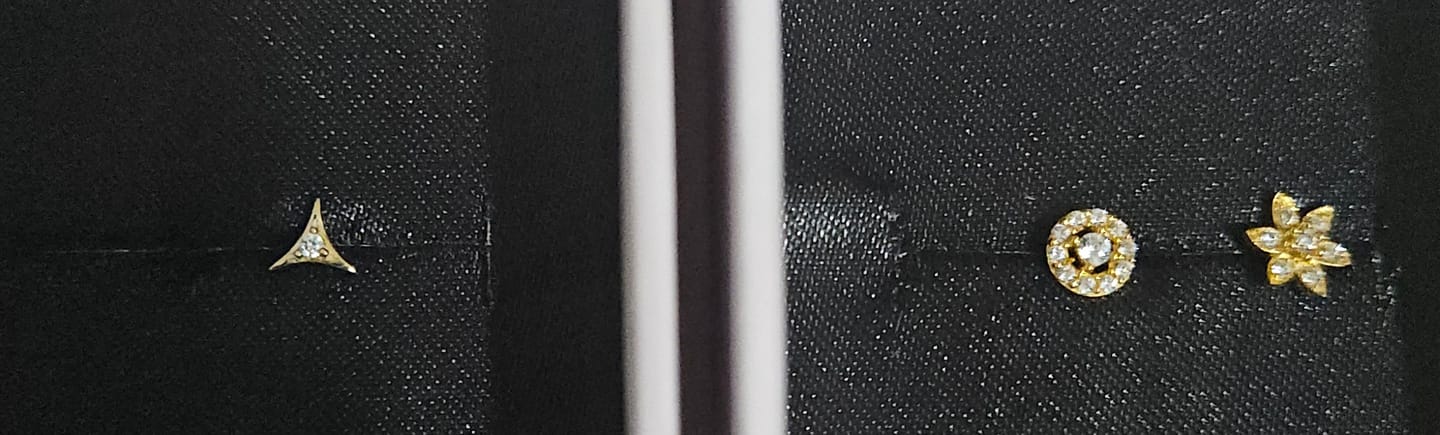 Customer photo review of Sunflower Radiance Screw Nose Pin