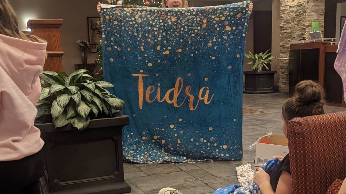 Customer photo review of Personalized Gold Glitter Style Blanket, Custom Minky Fleece Blanket