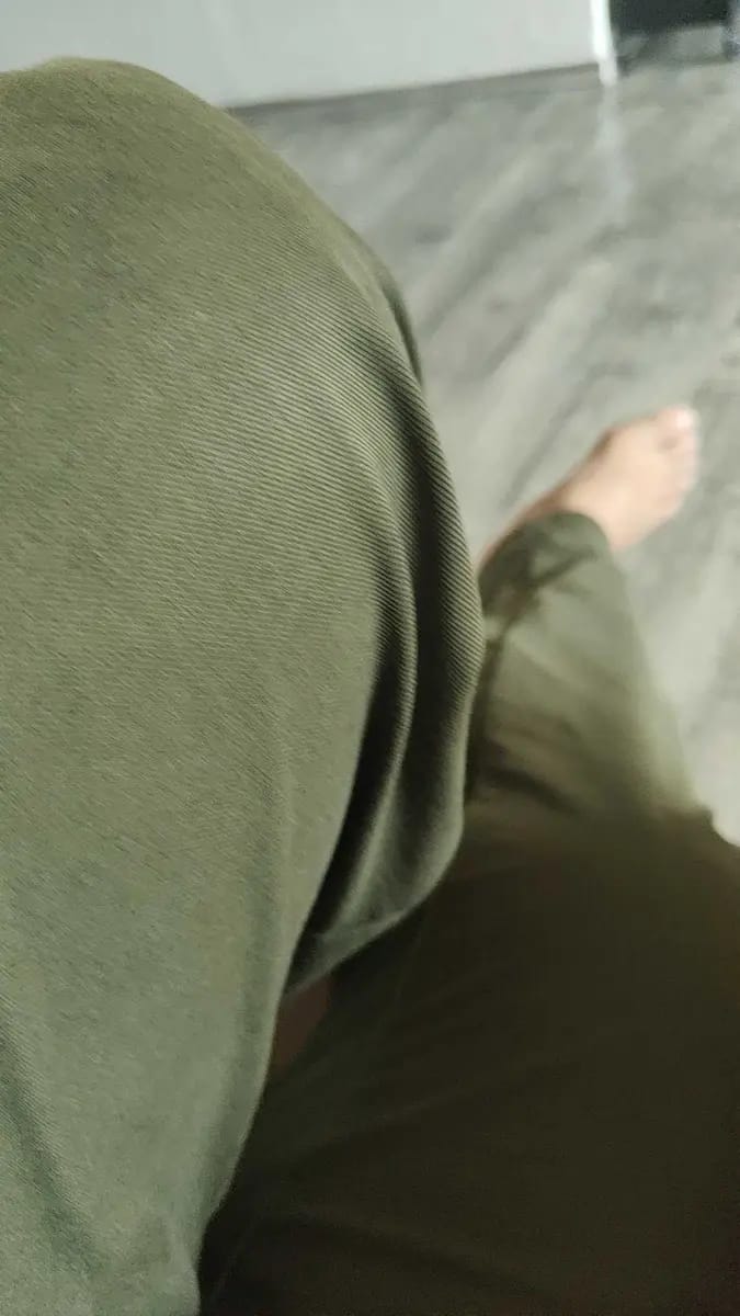 Customer photo review of Essential Stretch Cotton Pants