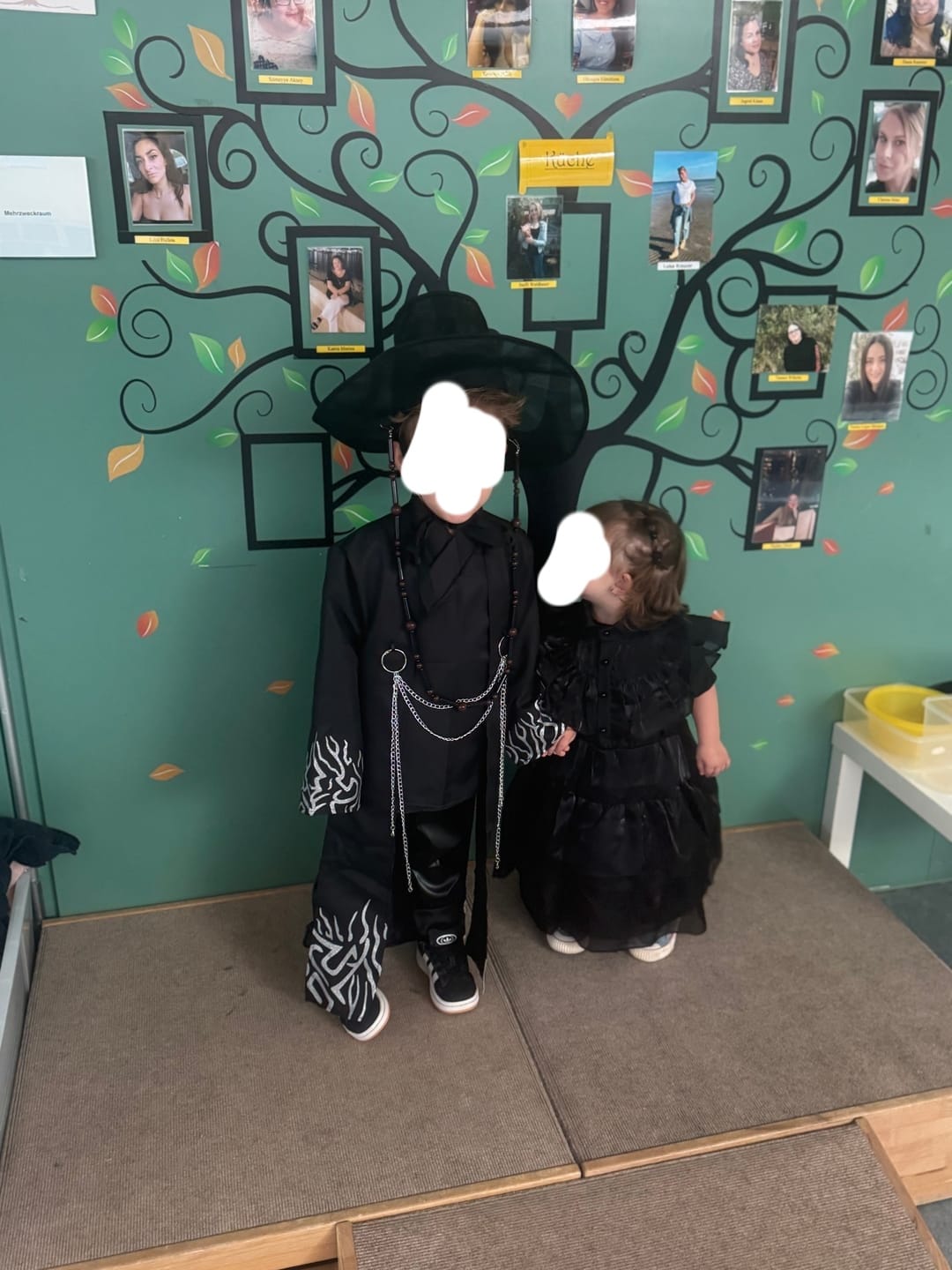 Customer photo review of Enfant Jinu Tenue Noire Hanbok Cosplay Costume