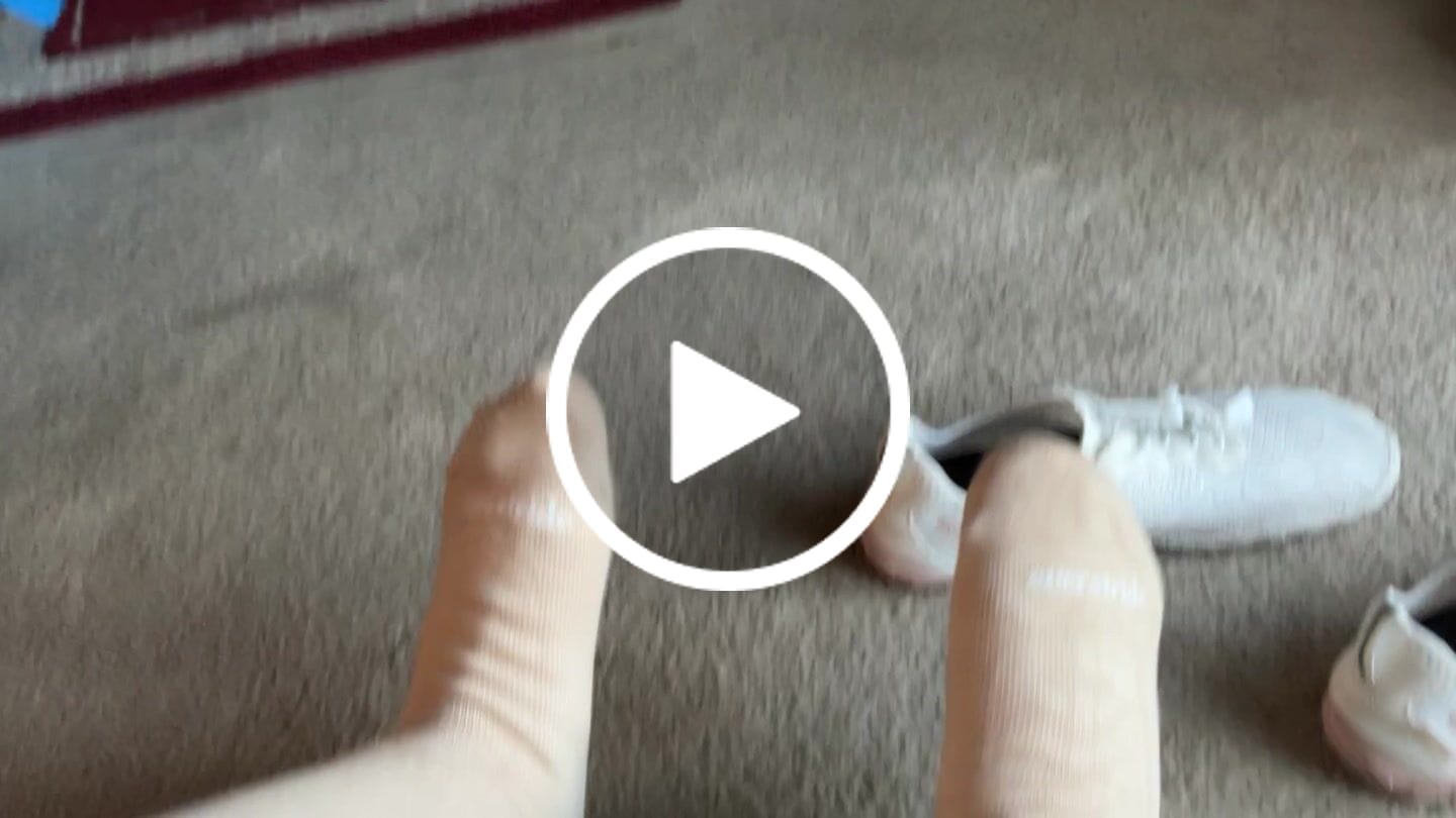 Customer video review of Bamboo Wide Compression Socks