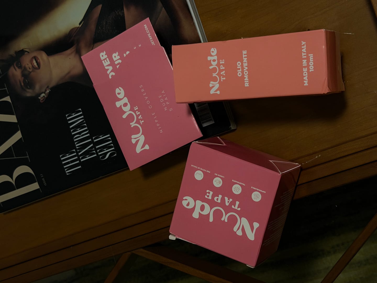 Customer photo review of Nastro + Copricapezzoli + Olio Rimovente in Omaggio