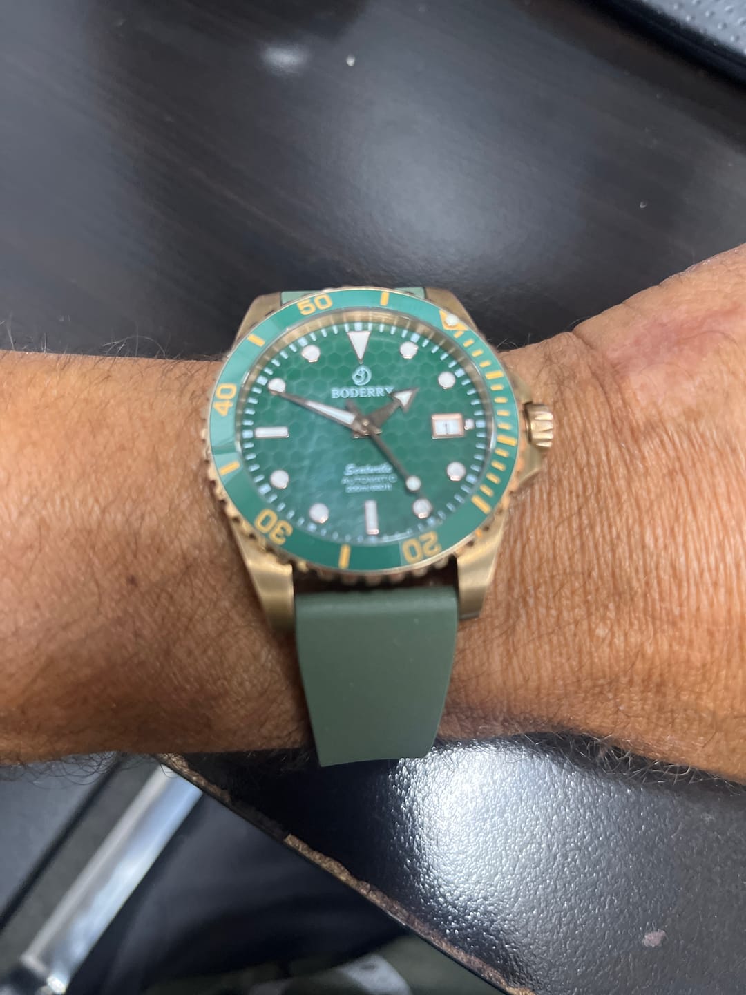 Customer photo review of SEATURTLE.OCEAN(BRONZE) - Automatic Bronze Diver Watch | Turtle Green/FKM Rubber