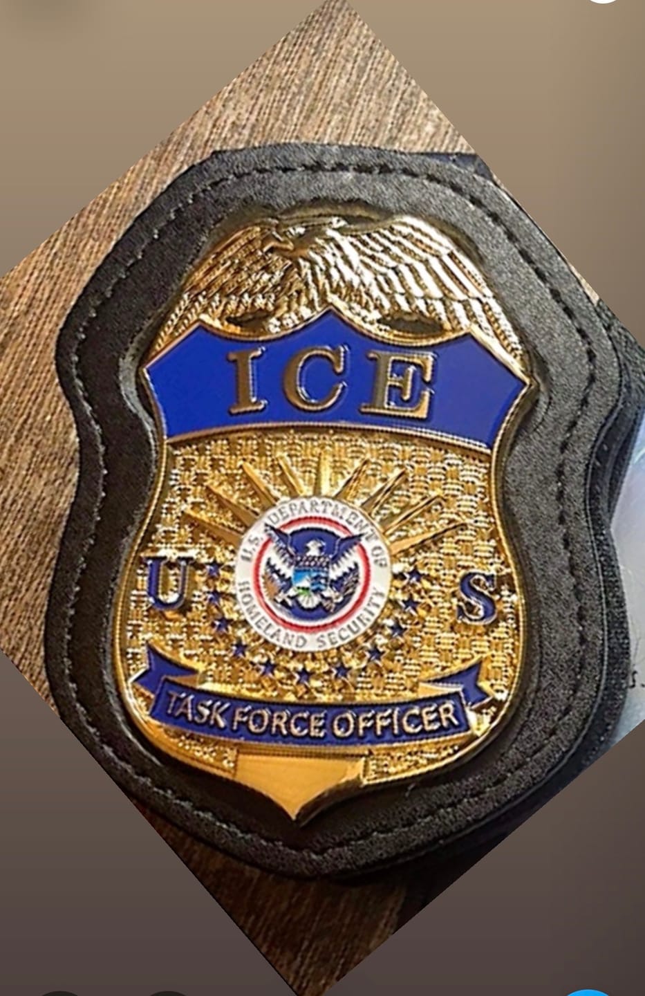 Customer photo review of US ICE TFO Task Force Officer Badge Gold