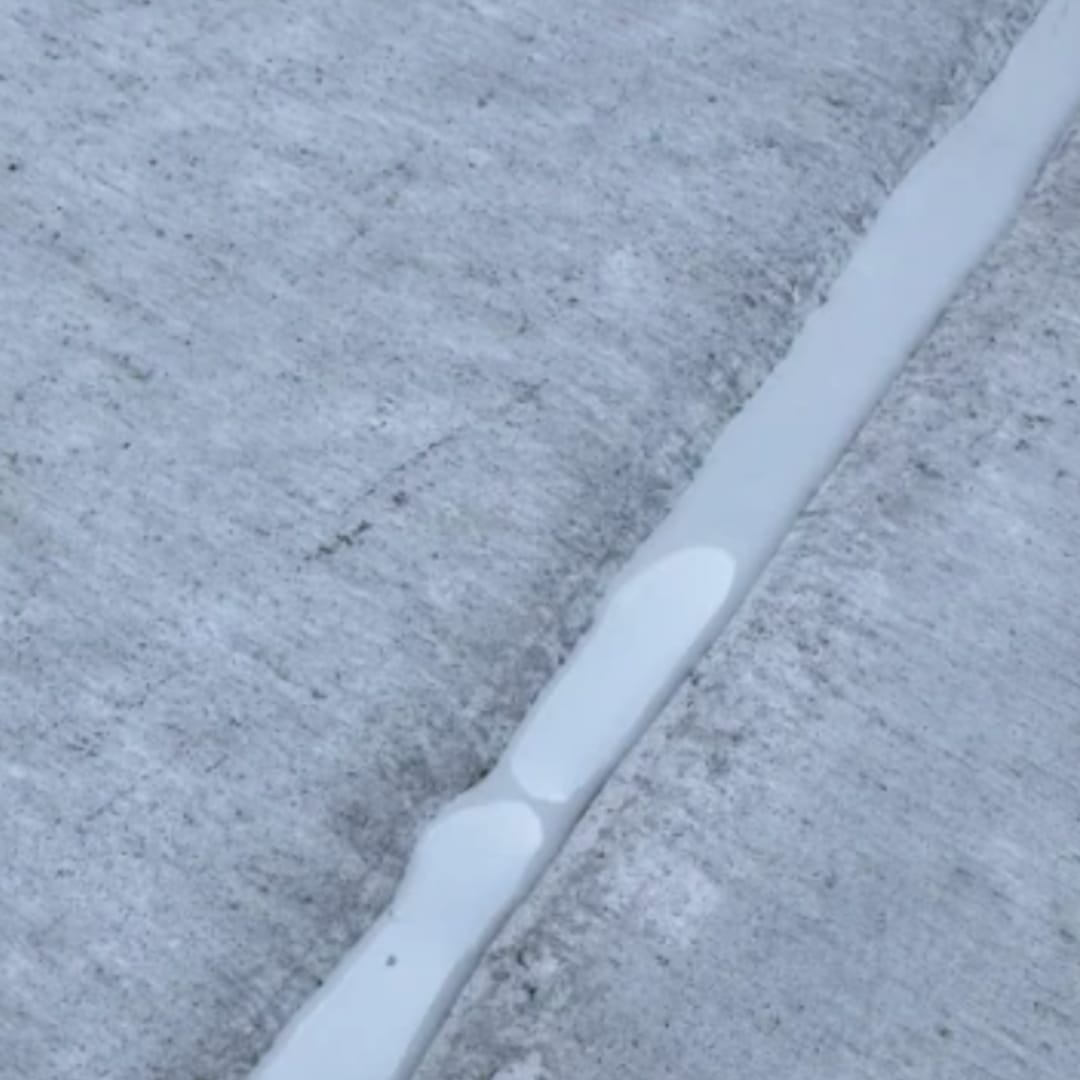 Customer photo review of Concretix™ Sella y repara grietas de concreto en minutos