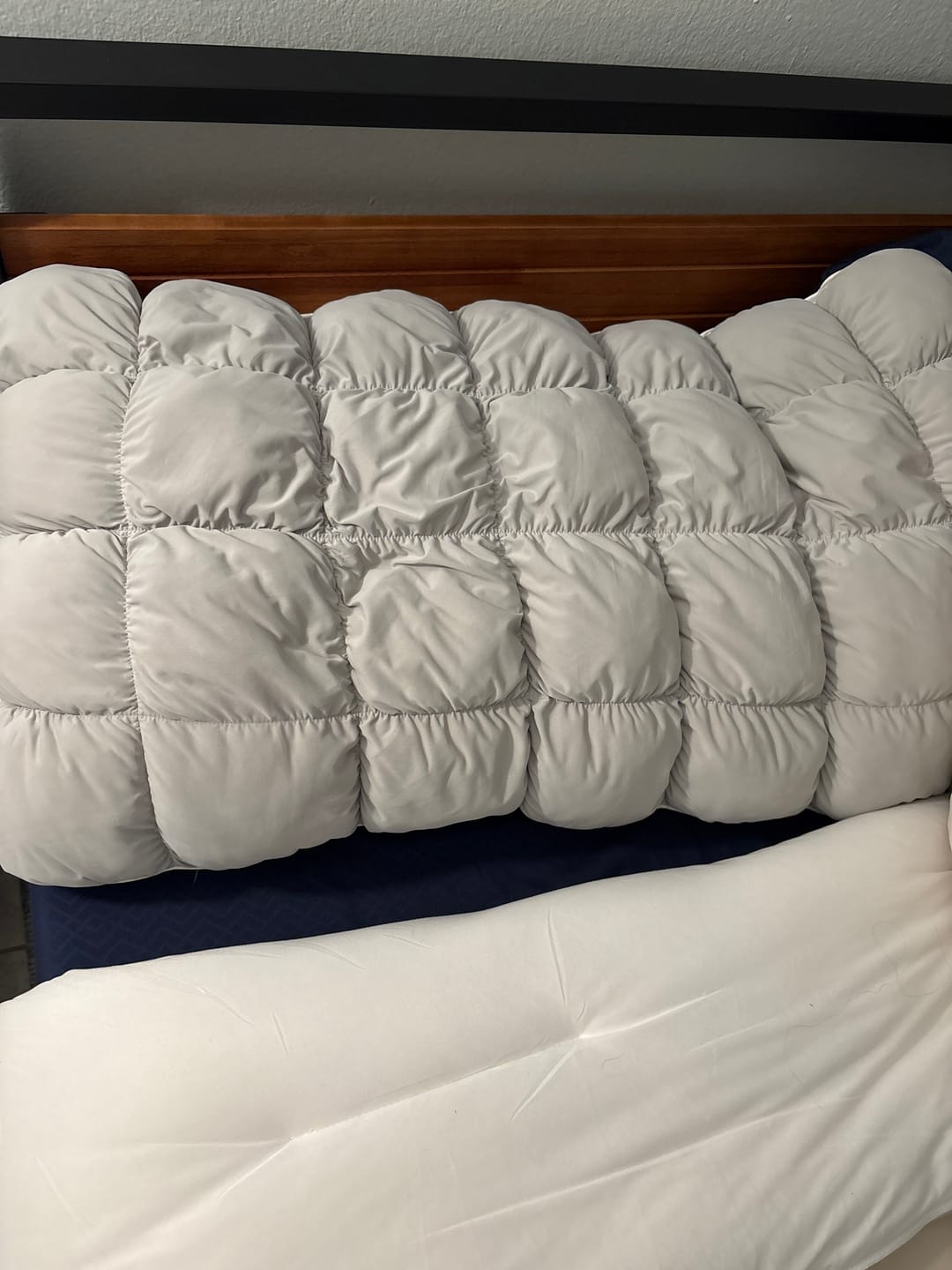 Customer photo review of MarshMellow Comforter