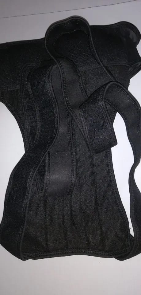 Customer photo review of Aligné Invisible Posture Brace