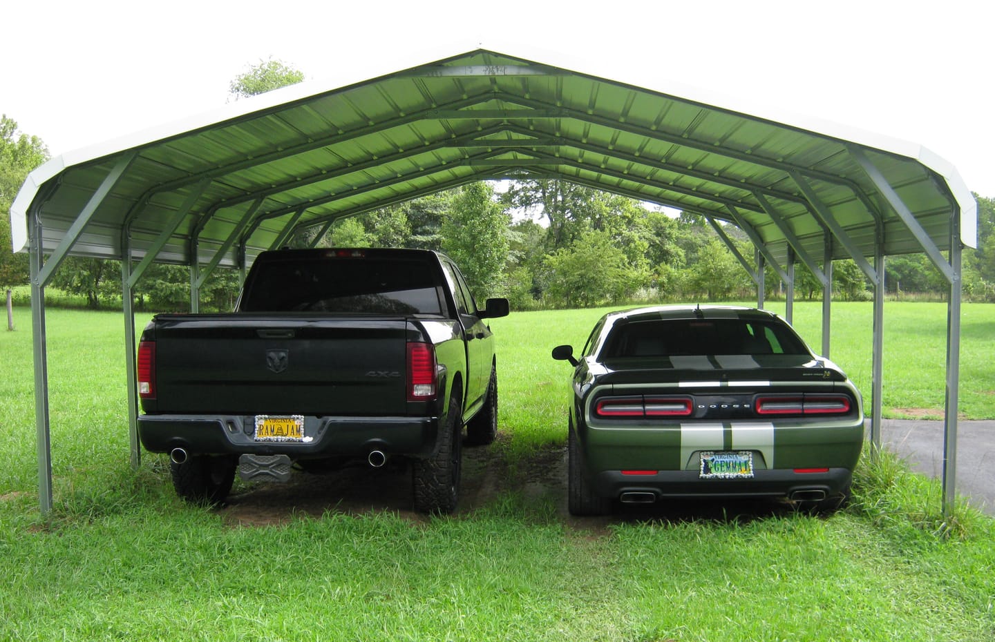 Customer photo review of Pedal Commander for Dodge Challenger