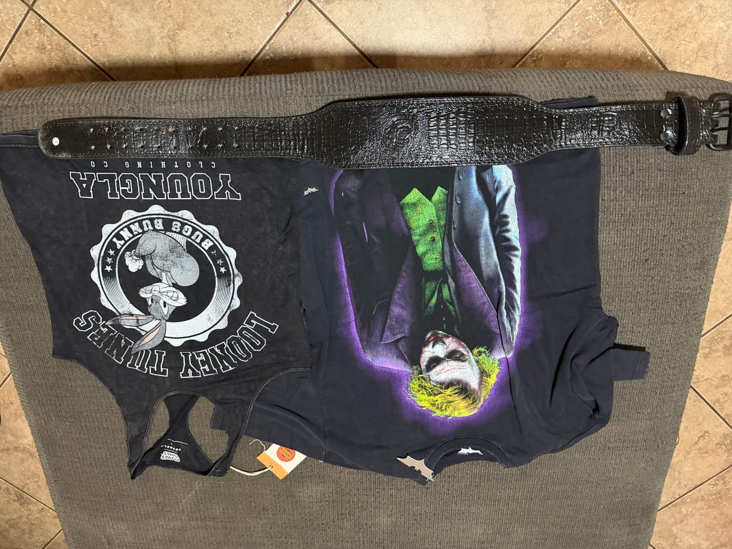 Customer photo review of Predator Black Double Prong Leather Weightlifting Belt
