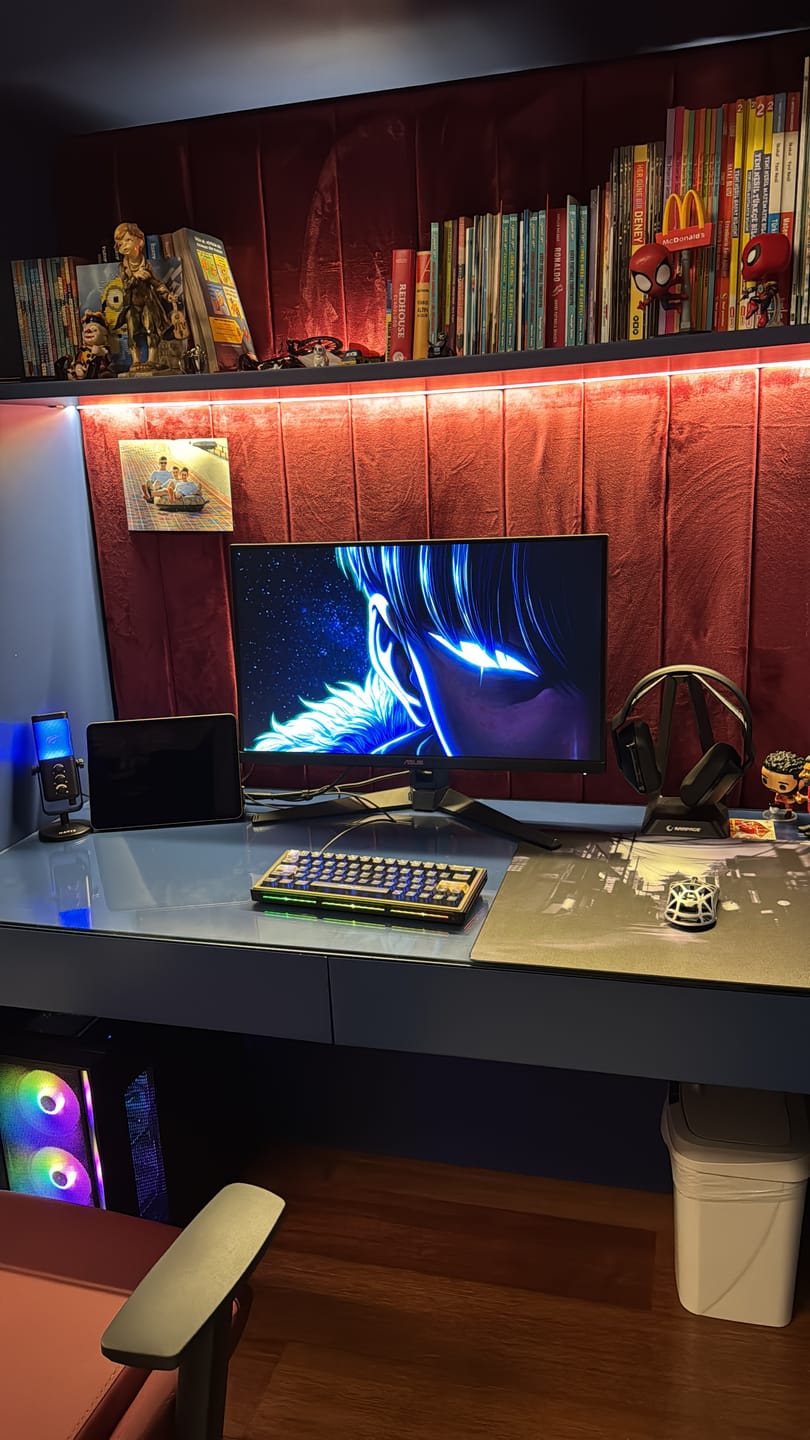 Customer photo review of Wraith Cyberglass Cam Mousepad