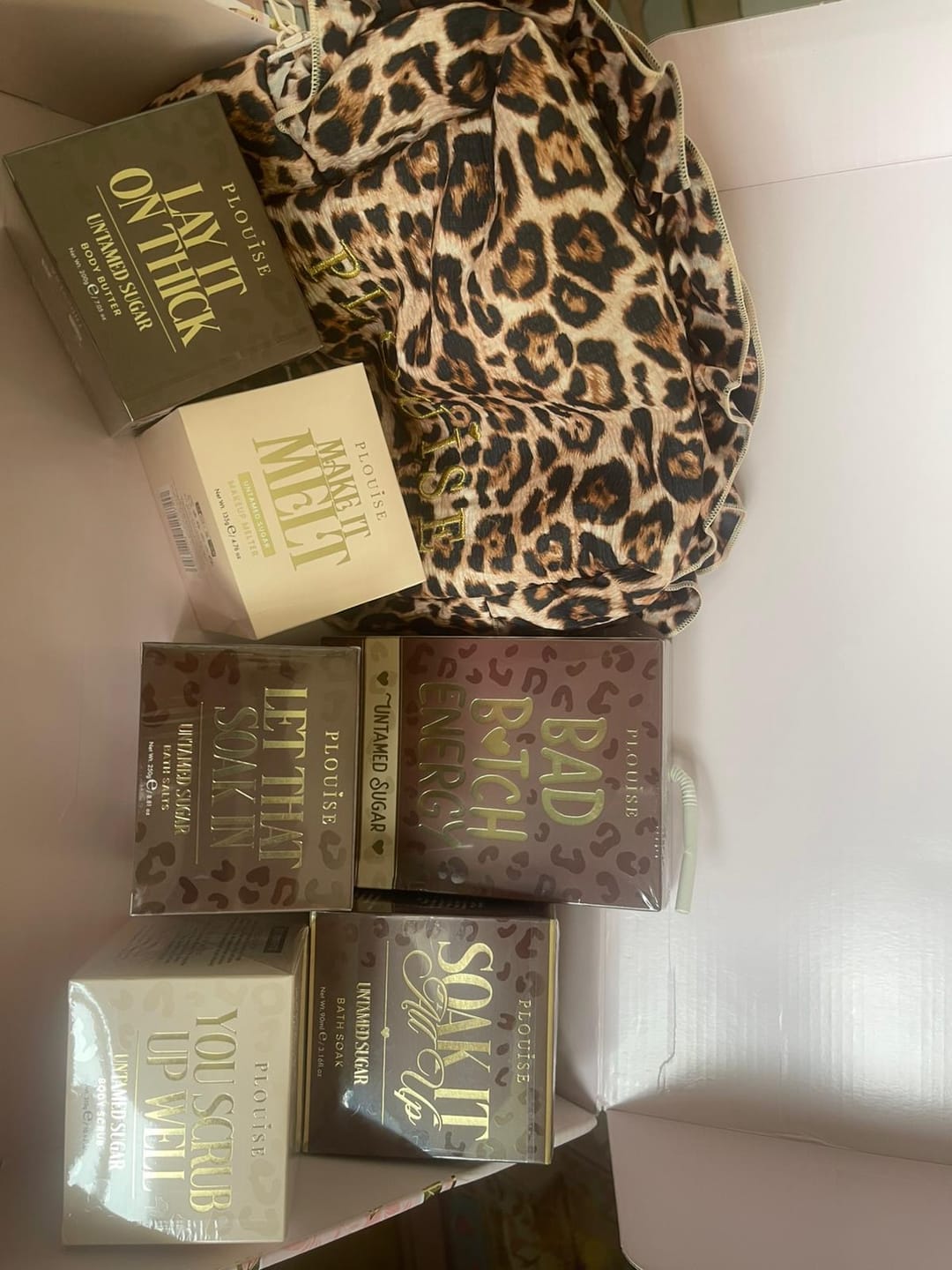Customer photo review of Cheetah Hot Hunt Skin & Body Self Care Set