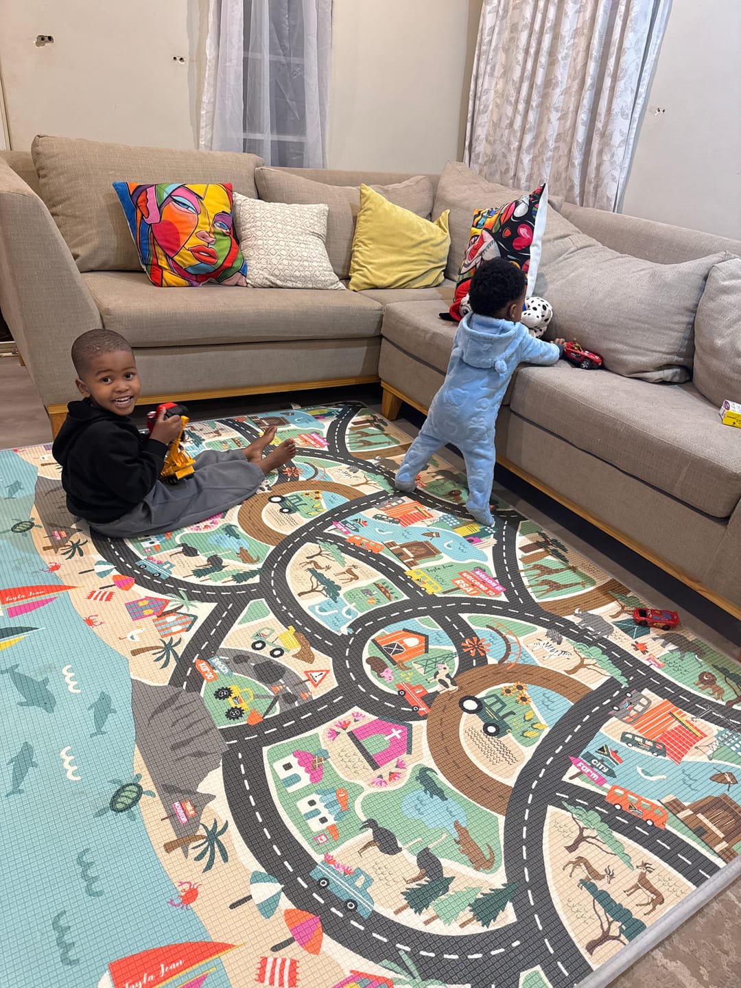 Customer photo review of Safari Numbers & South African Road Map Play Mat