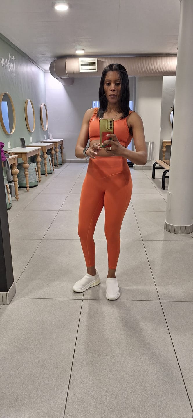 Customer photo review of Support & Sculpt Workout Set Plus Size Activewear