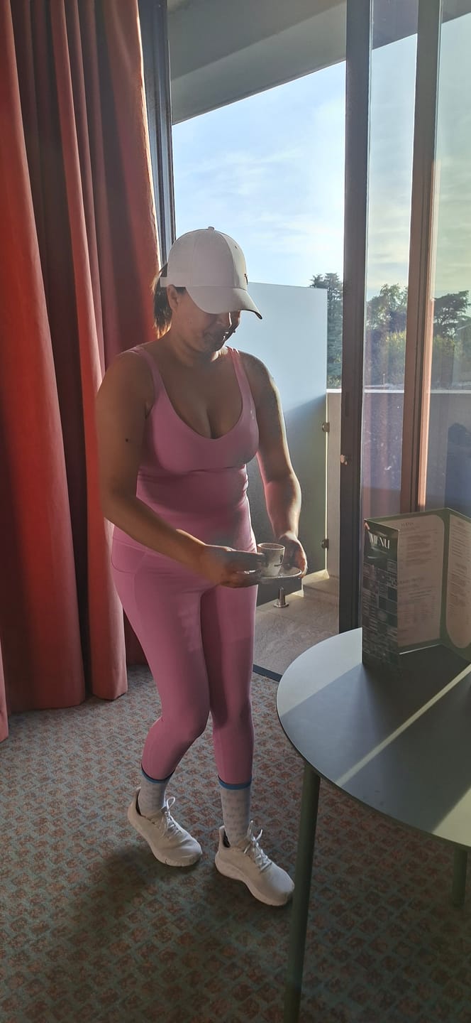 Customer photo review of 7/8 Tummy Control Butt-Lifting Leggings with Pockets