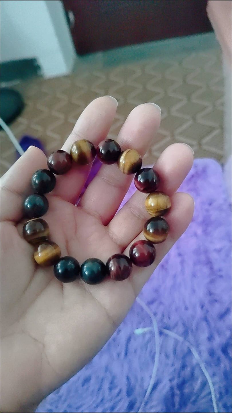 Customer photo review of FuAttract Confidence Protection & Strength Tri-Color Tiger's Eye Willpower Bracelet