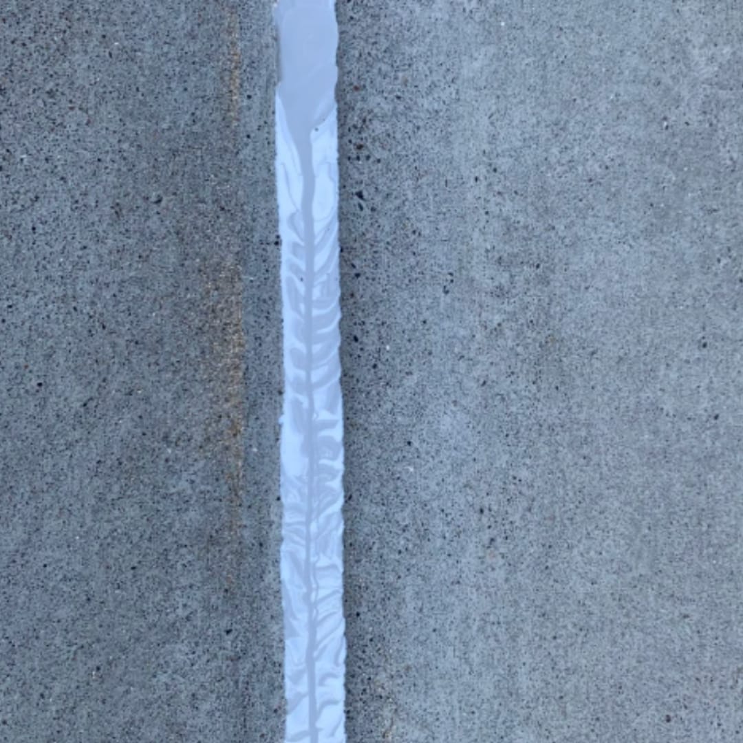 Customer photo review of Concretix™ Sella y repara grietas de concreto en minutos