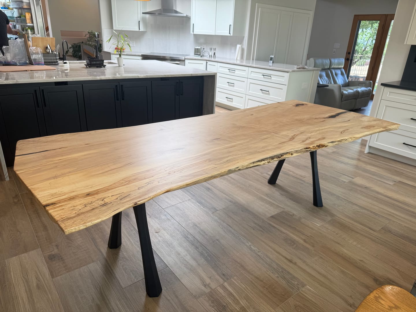 Customer photo review of Table Legs 414 Hatty 28" H Modern Metal Table Legs