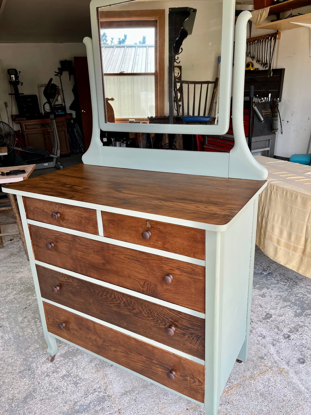 Customer photo review of One Step Paint | Lou Lou
