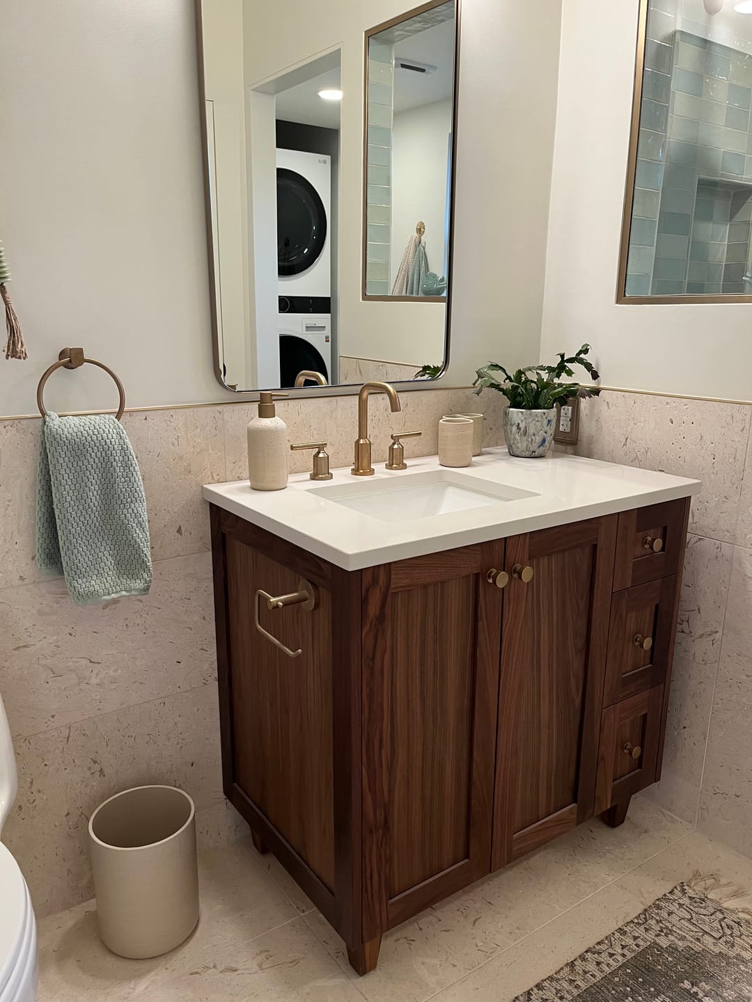 Customer photo review of Bridgeport 36" American Black Walnut Bathroom Vanity, Left Sink