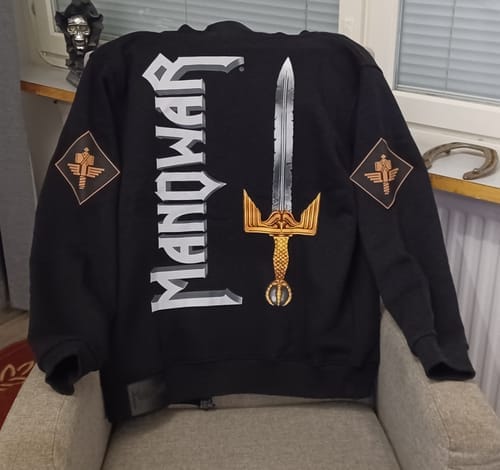 Customer photo review of MANOWAR DELUXE HOODIE THE SWORD LTD. EDITION 2025