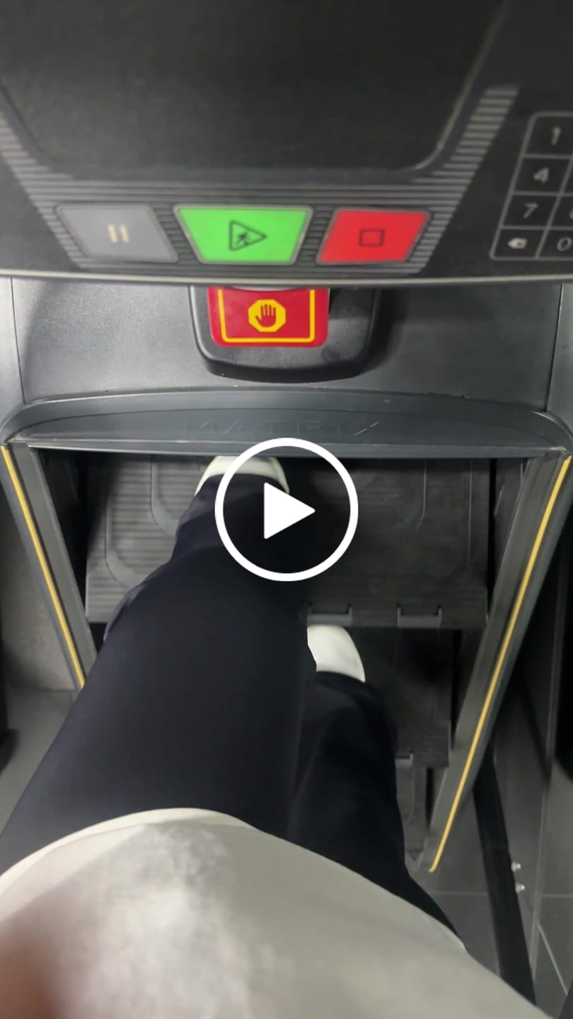 Customer video review of Amplify On Flared Pants ➔ 全天系列 微喇叭運動長褲