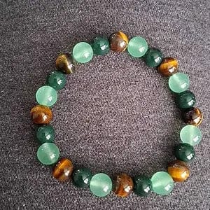 Customer photo review of FREE Today: Growth Balance Luck Positive Energy Tiger's Eye Green Aventurine Agate Bracelet