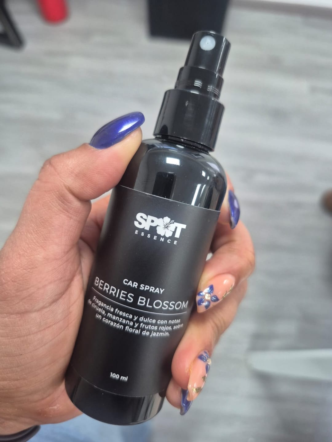 Customer photo review of Car Spray Berries Blossom 100ml