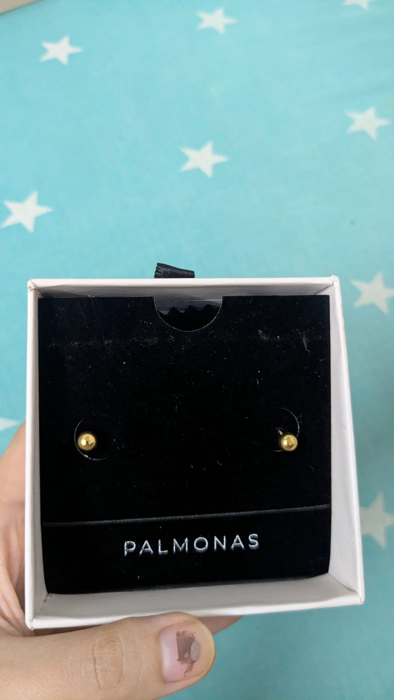 Customer photo review of Plain Ball Stud Earrings
