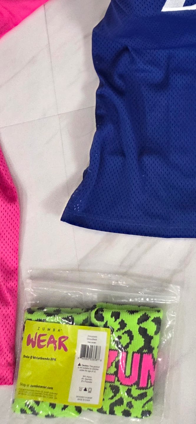 Customer photo review of Dale-Z Wristbands 2PK