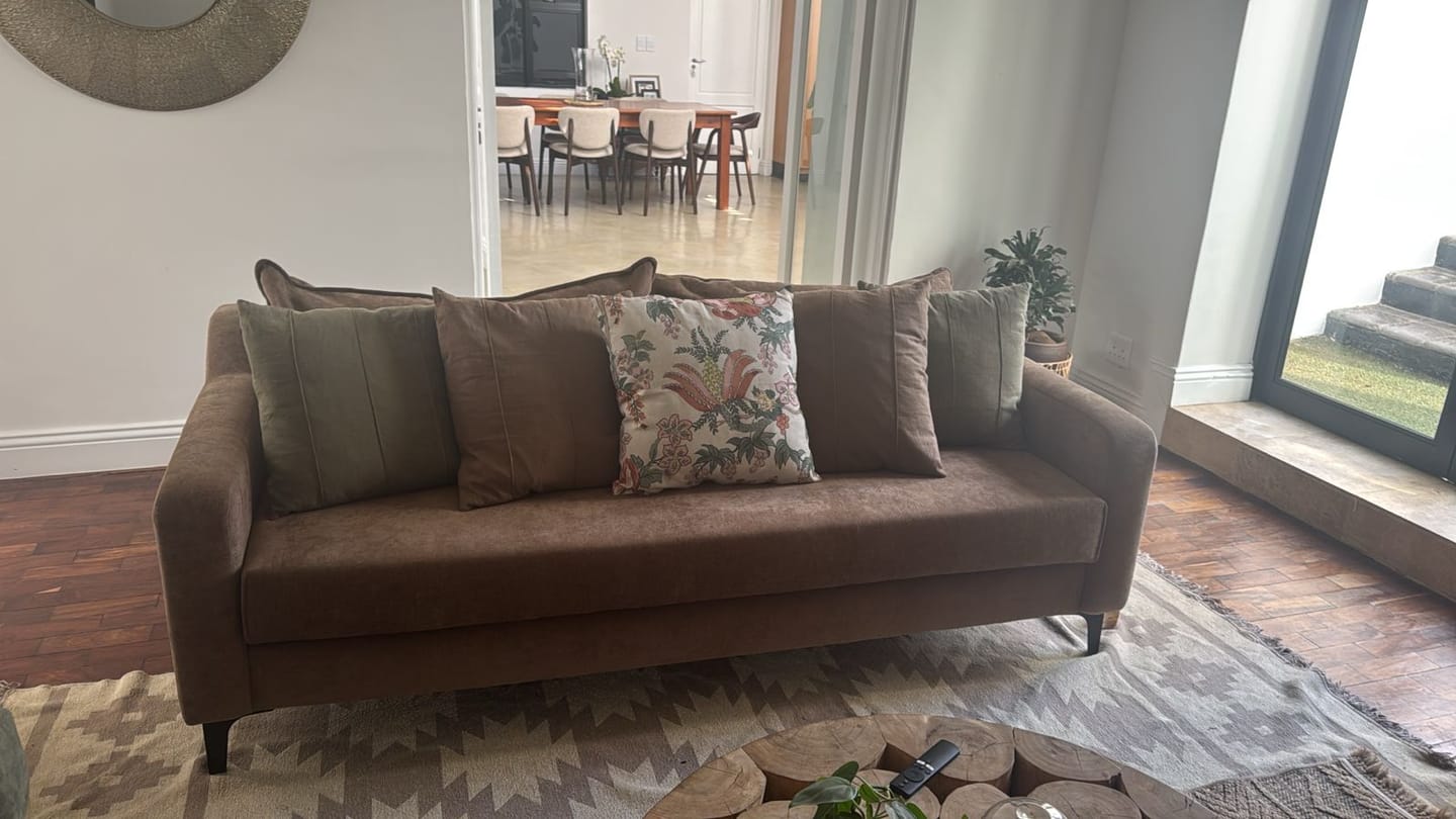 Customer photo review of Nobu 3 Seater