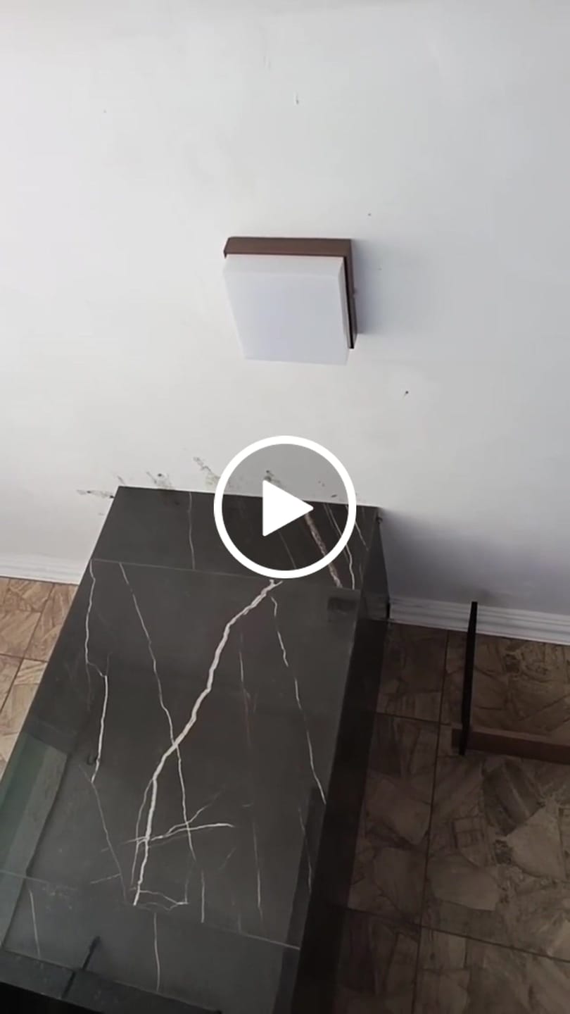 Customer video review of Luminária de Teto Plafon Decorativo de Madeira 20cm
