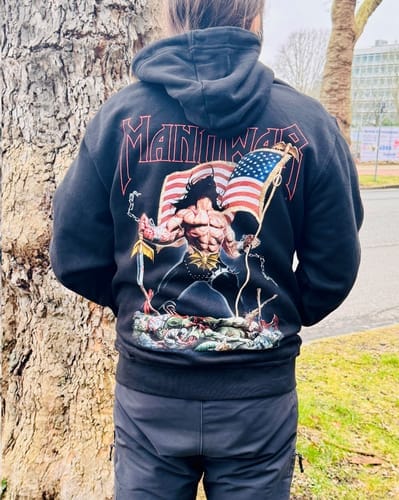 Customer photo review of MANOWAR ZIP HOODIE WARRIORS OF THE WORLD