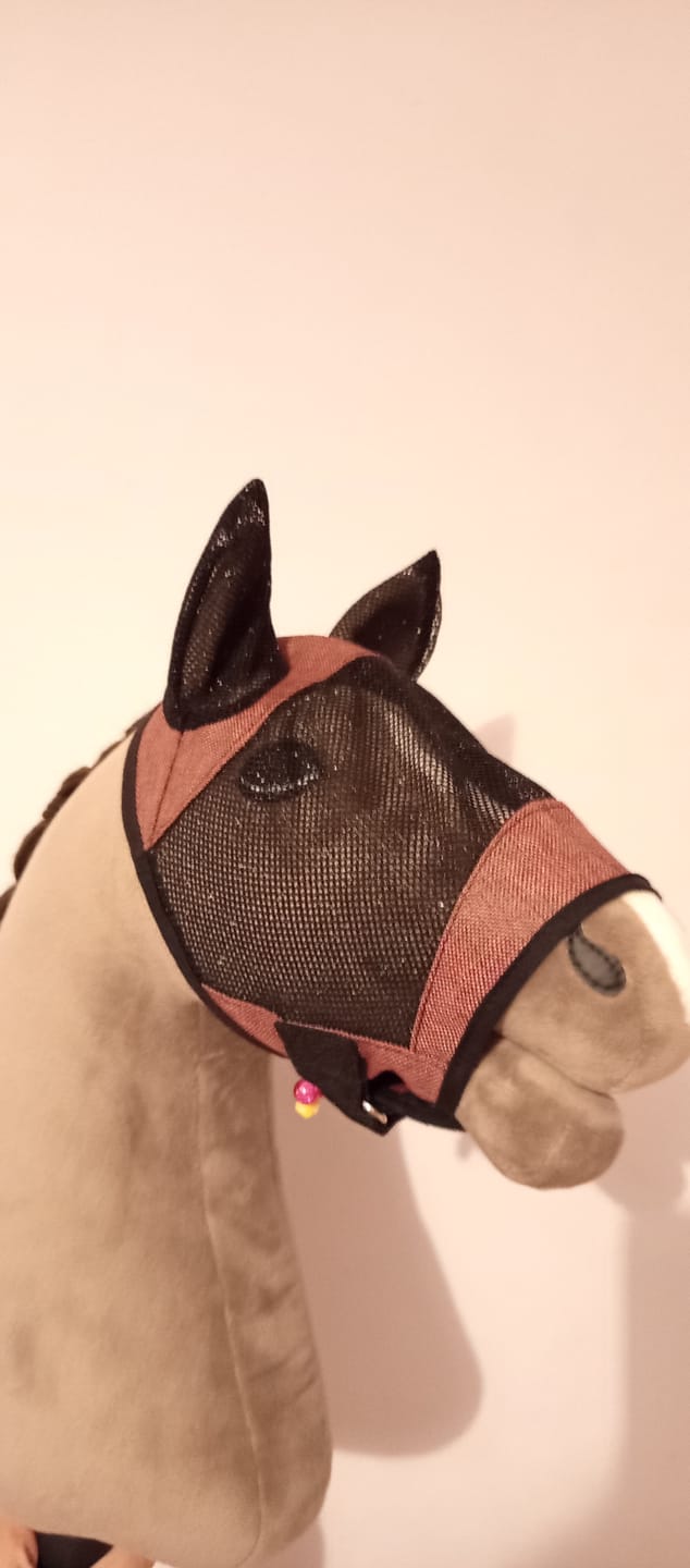 Customer photo review of Fly Mask De Luxe Pink