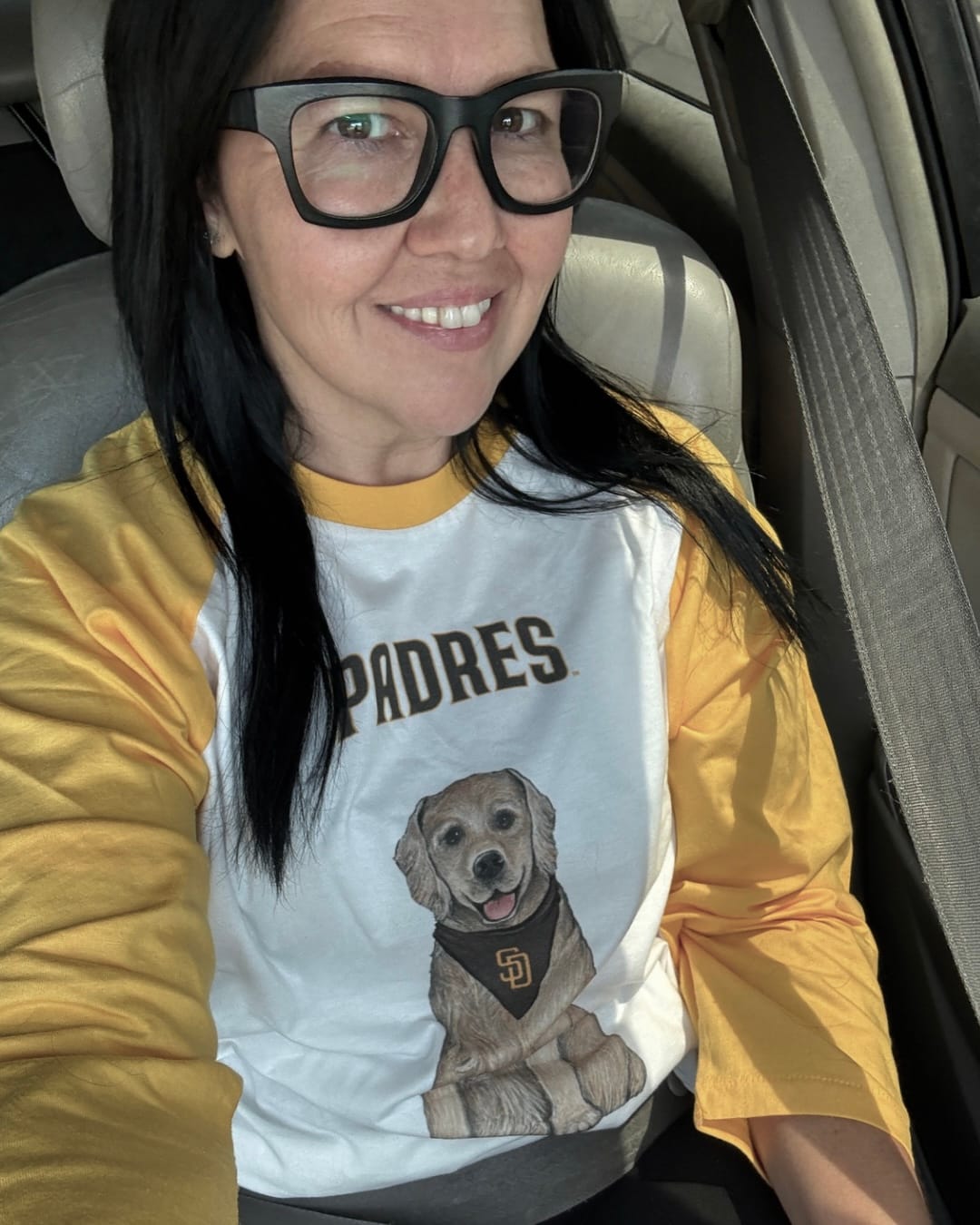 Customer photo review of San Diego Padres Golden Retriever 3/4 Gold Sleeve Raglan