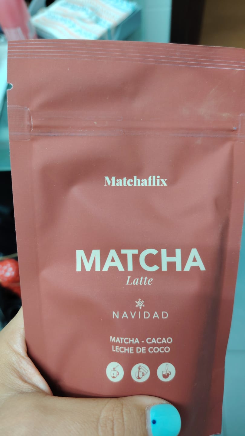 Customer photo review of Matcha Latte Navidad