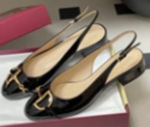 Customer photo review of GG 26ss Big D Half HorseBit Mary Jane Black Patent Leather 593506