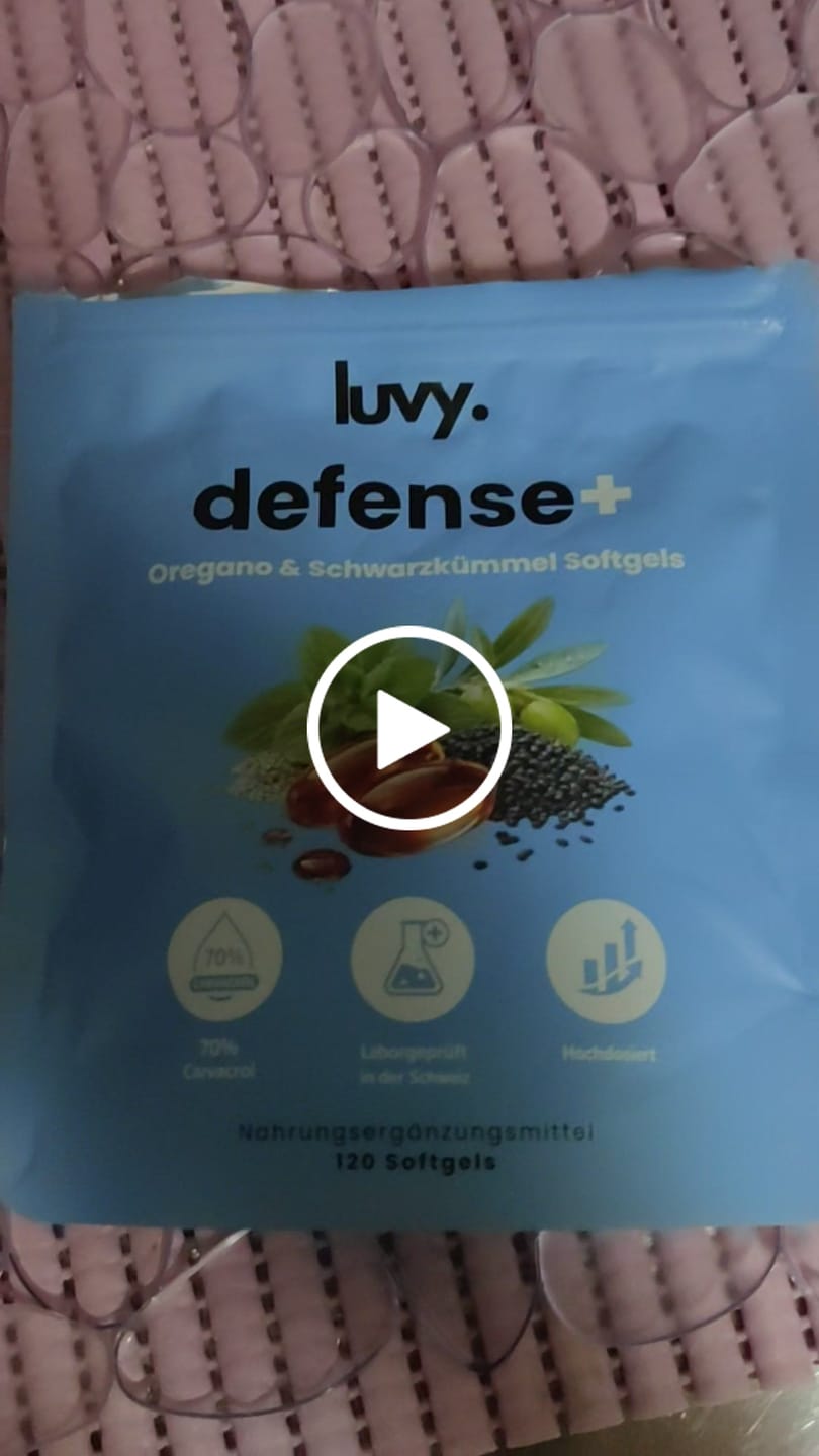Customer video review of DEFENSE+ 3-in-1 Darmkur | Oregano, Schwarzkümmel & Olivenblatt Softgels
