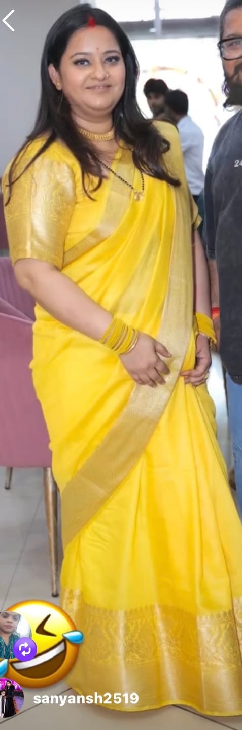 Customer photo review of Elite Ensemble Crepe Georgette Silk Saree