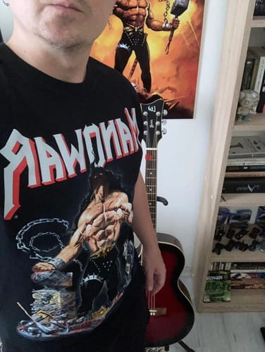 Customer photo review of MANOWAR T-SHIRT LOUDER THAN HELL