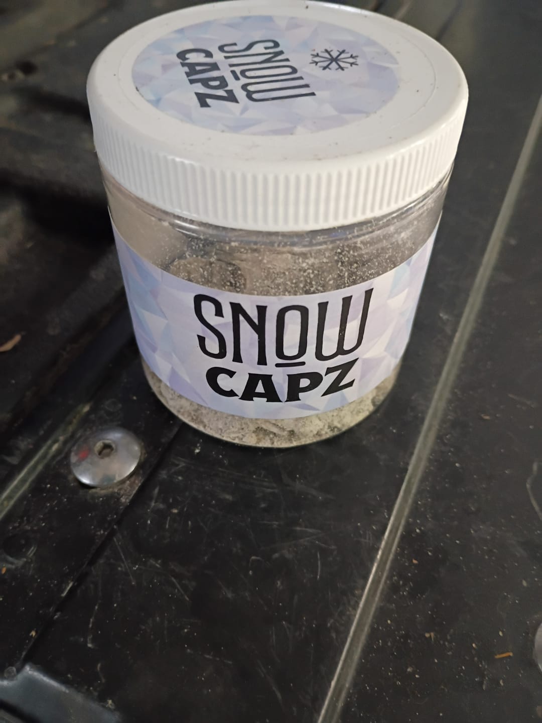 Customer photo review of Snow Capz 28 Grams