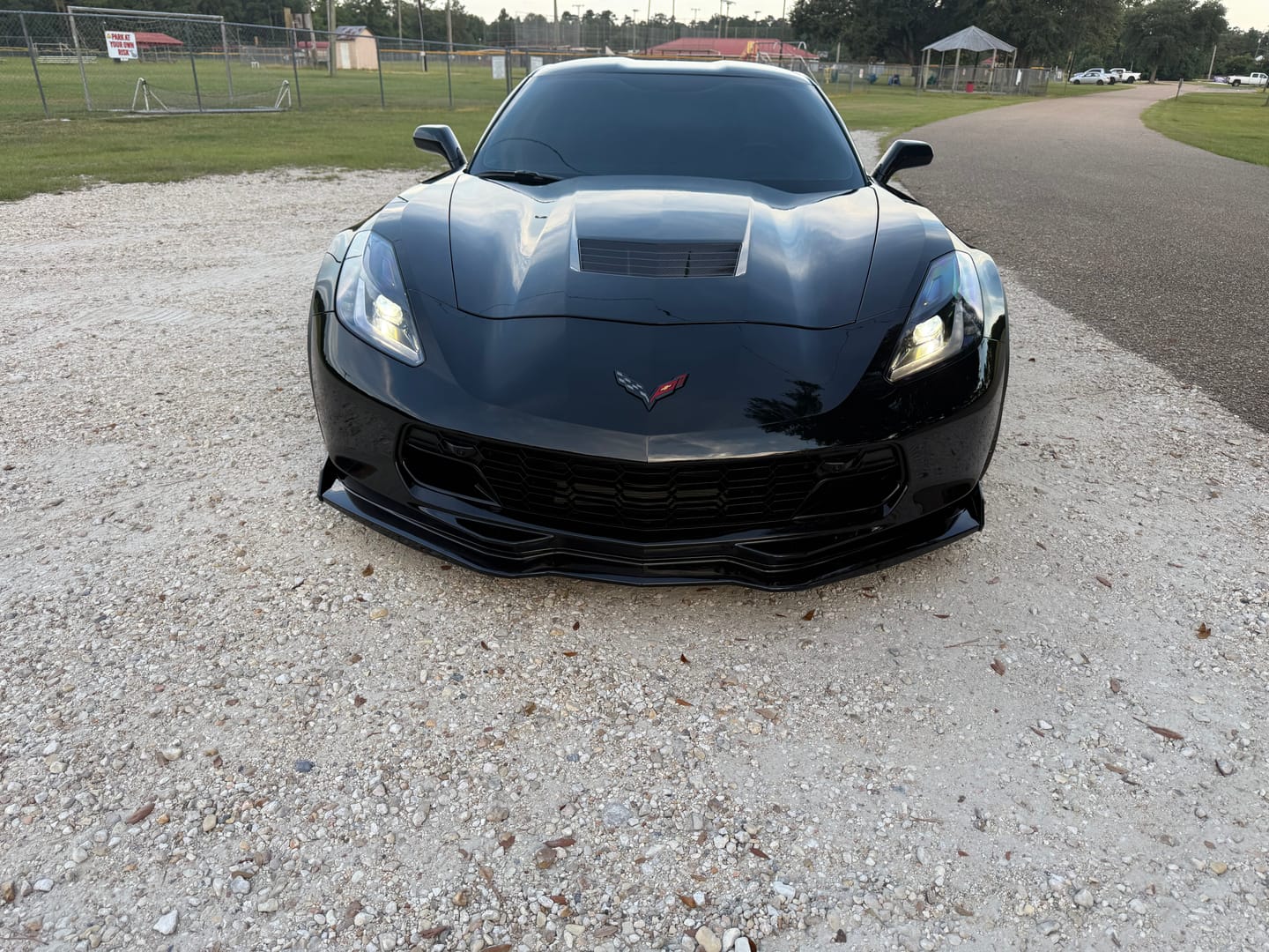 Customer photo review of Chevrolet Corvette C7 Stage 2 Front Splitter With Side End Caps