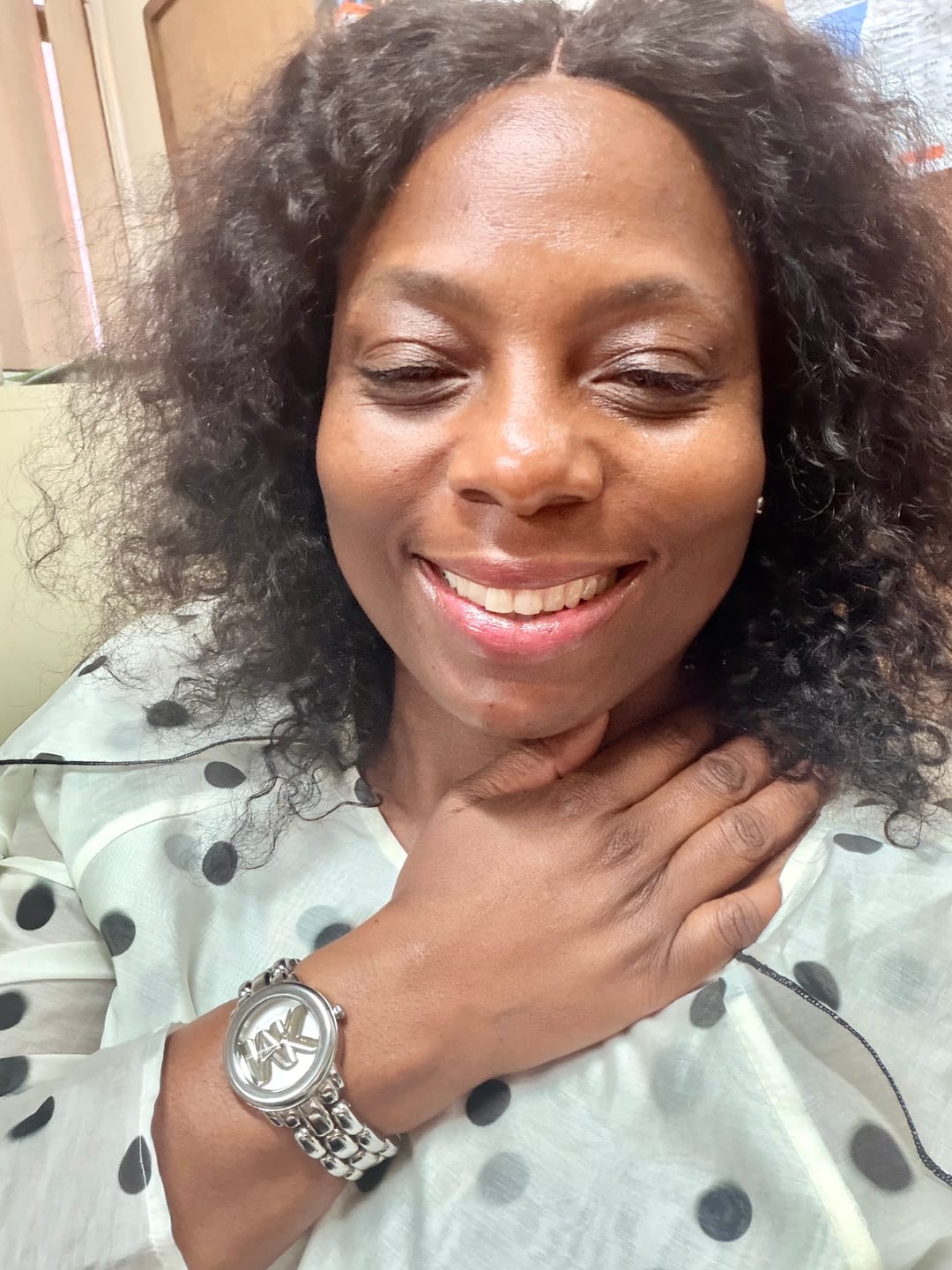 Customer photo review of Christmas in July Special | Glueless Ready to Wear Water Wave Bob Wig