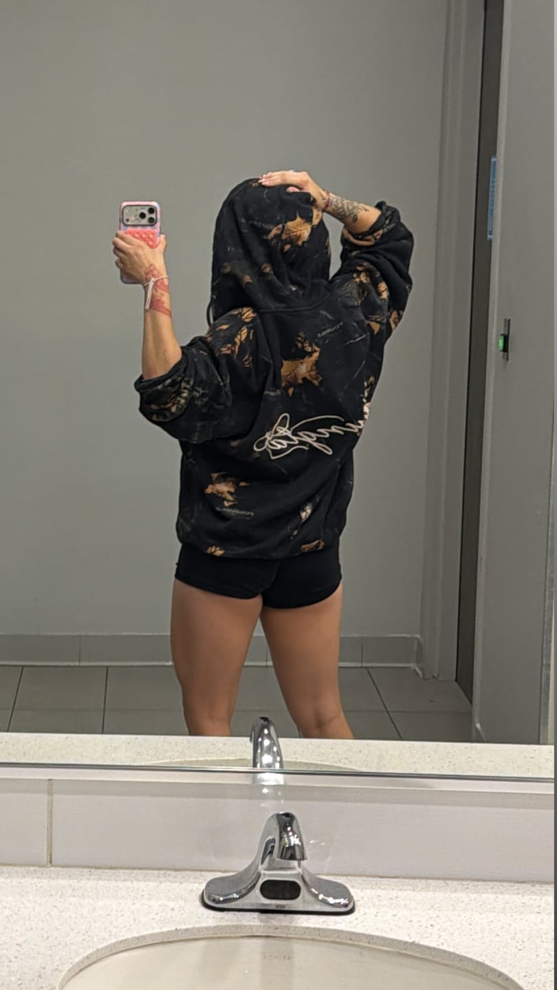 Customer photo review of W533 Flashback Zip Hoodie
