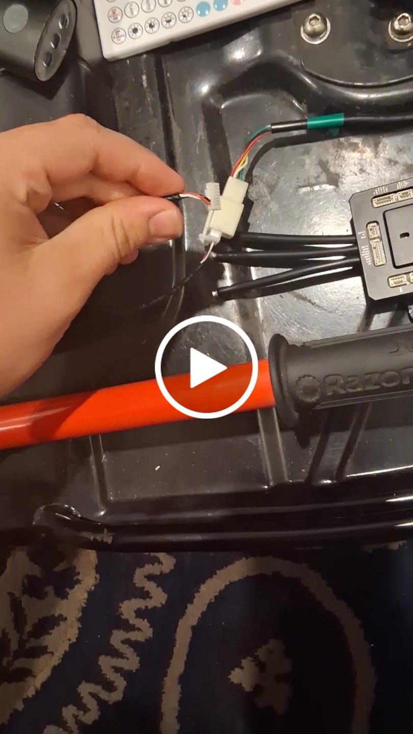 Customer video review of VESC Throttle Cable Adapter - For Flipsky 75v100a Controllers