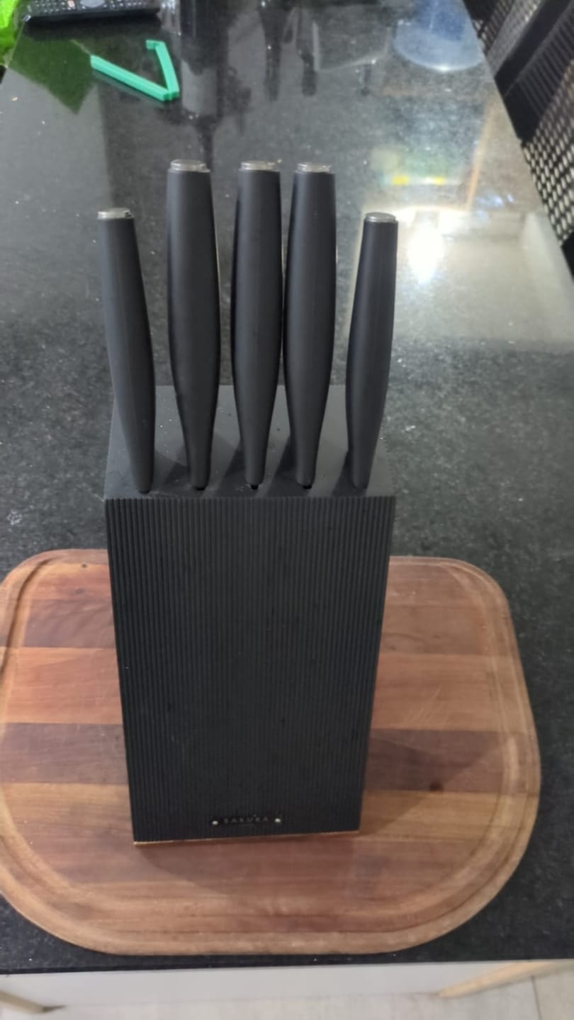 Customer photo review of Taco De Cuchillos Clásico Sakura Edge Collection - 6 Piezas