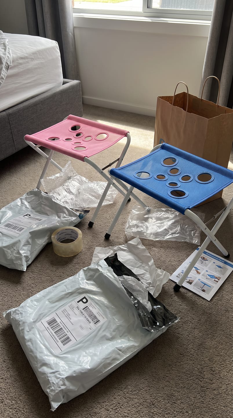 Customer photo review of Cat and Dog Bath Stand