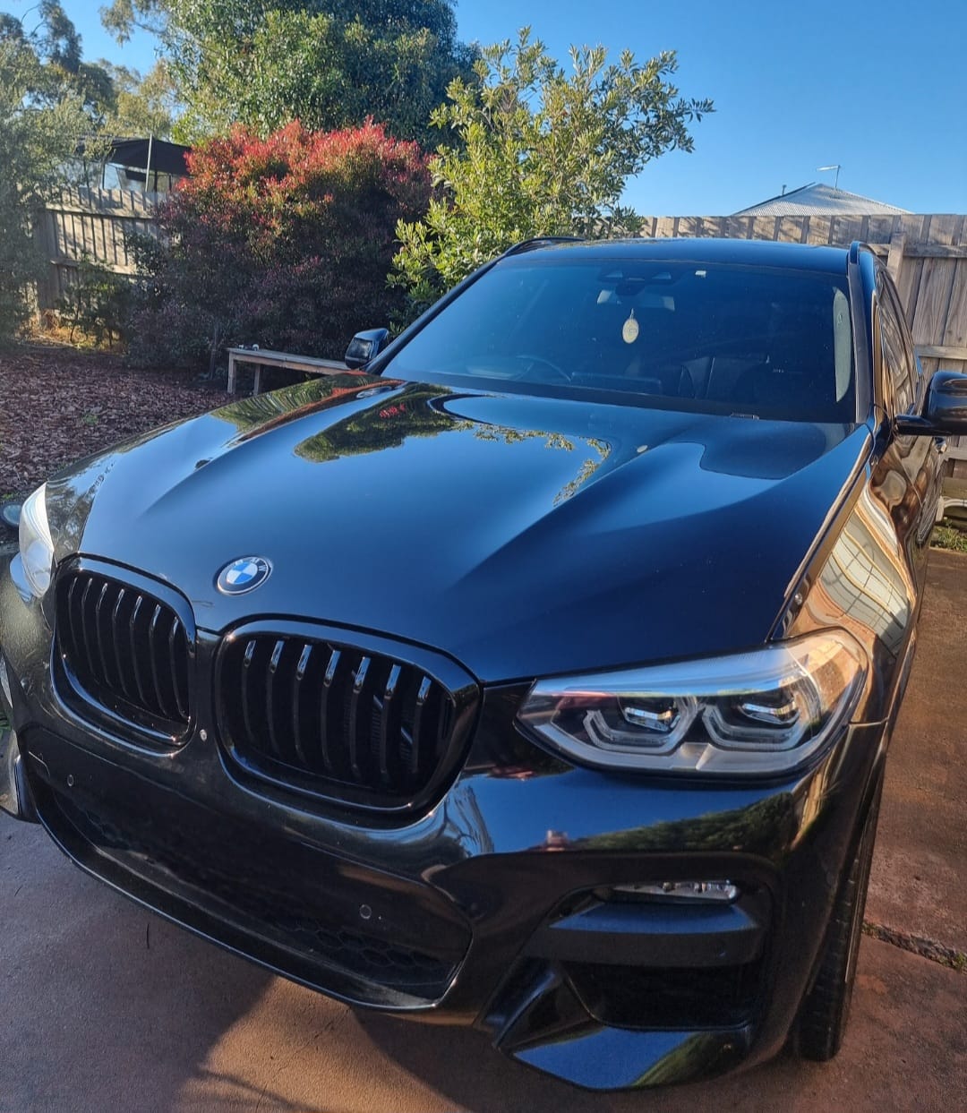 Customer photo review of ABS Glossy Black Front Grille for BMW【X3 G01 & X4 G02 LCI】【M40i & 20i/20d/30i/30d/30e】LCI 2021+【Single Slats】